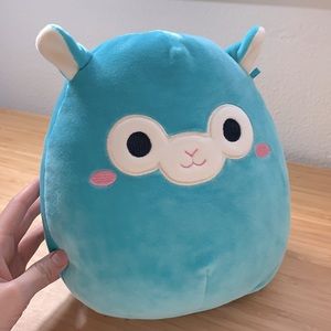 Squishmallow llama
